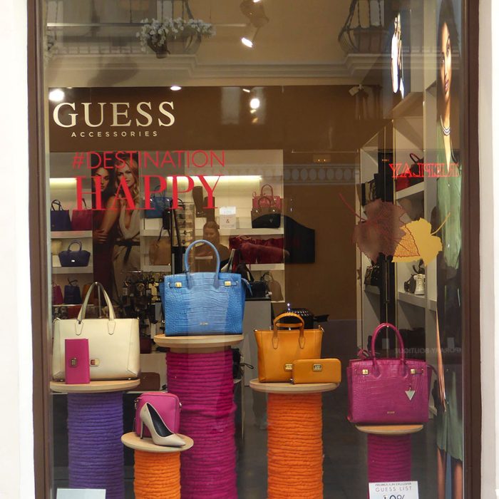 Value-Retail-Spool-podiums